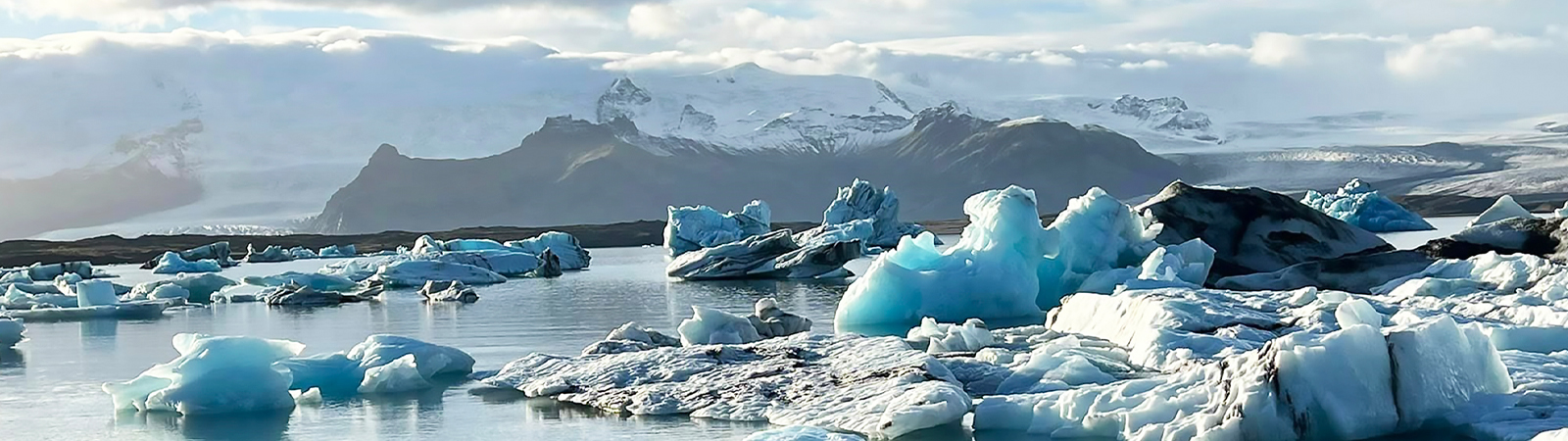 Iceland-Glaciers, Golden Circle and Northern Lights